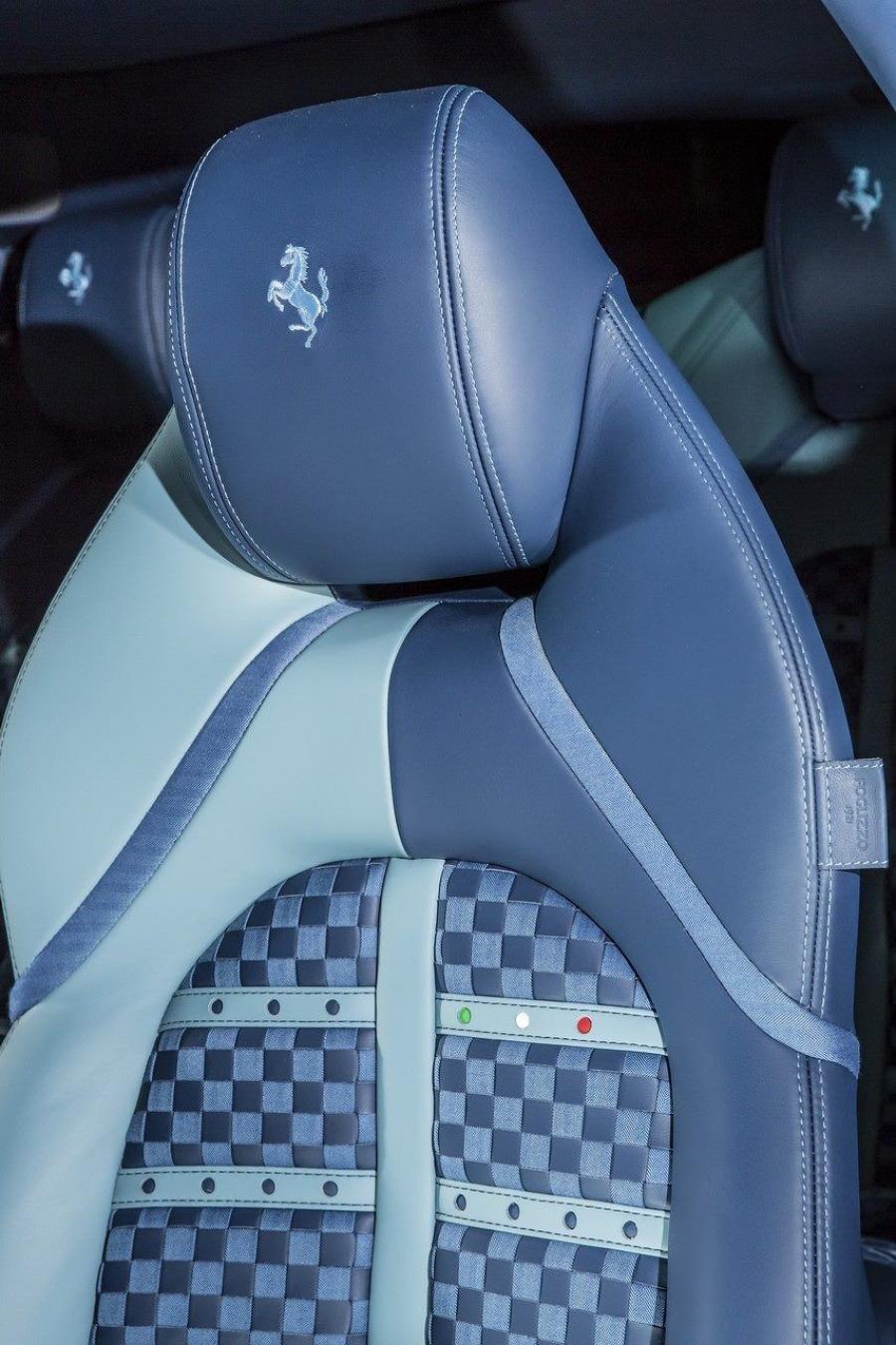 Детали интерьера Ferrari GTC4Lusso AZZURA by Garage Italia Customs 2018 года  (фото 6 из 12)